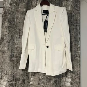 NWT, Tailored white blazer 🔥